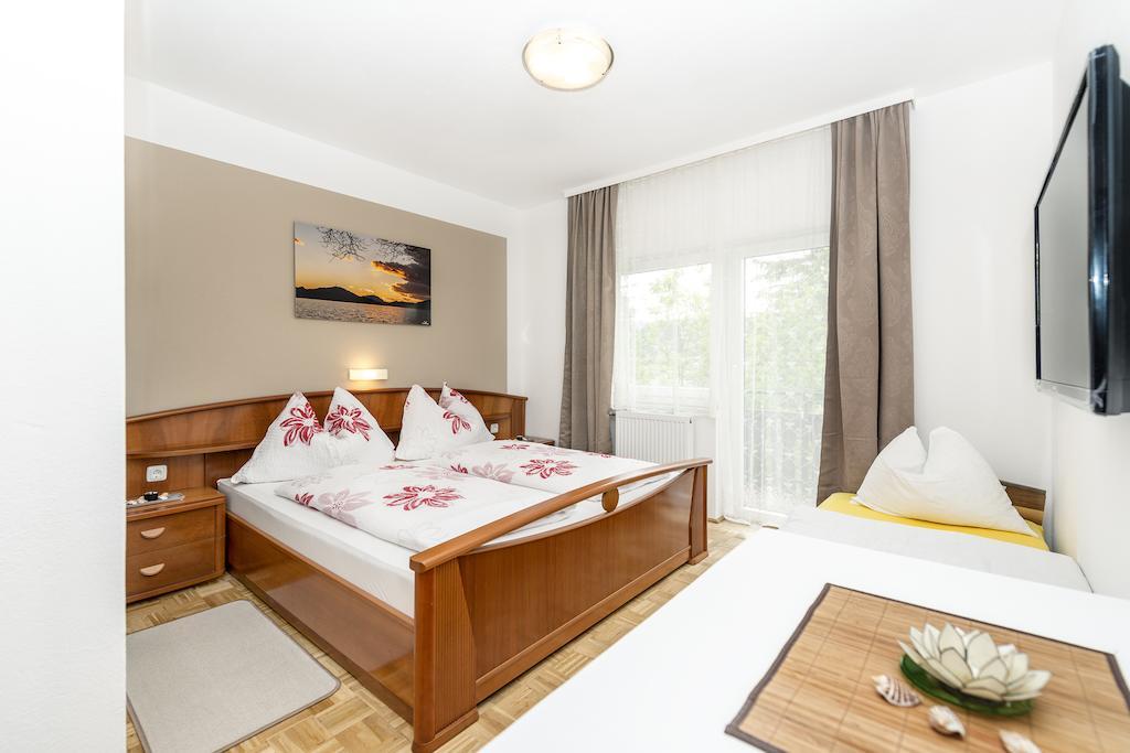 Gästehaus Genf Velden am Wörthersee Zimmer foto